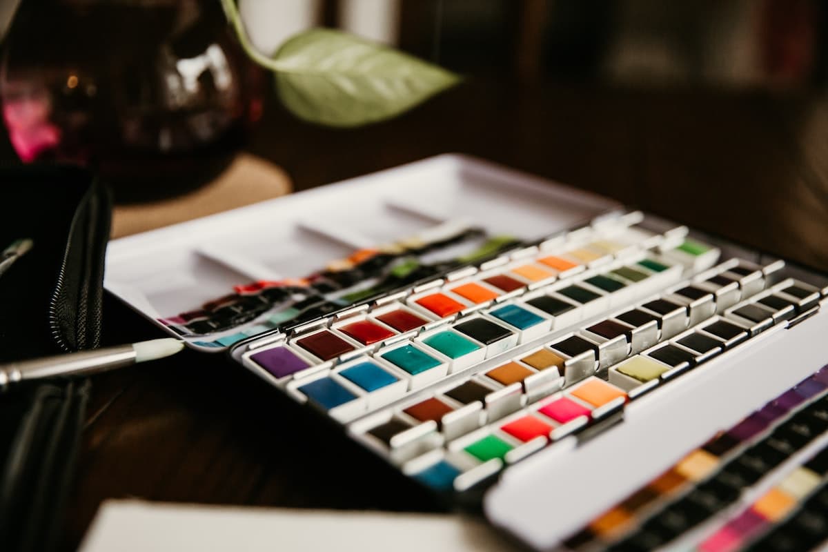 Building a color palette generator